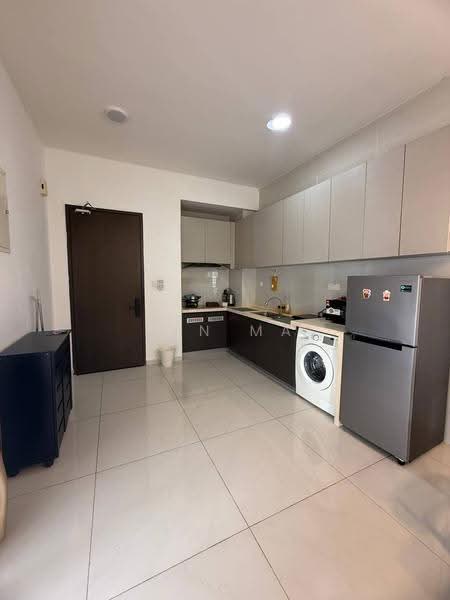 Condominium for Rent at Royal Strand @ Country Garden Danga Bay - Yen Ma - Kitchen - PropertyGuru.com.my