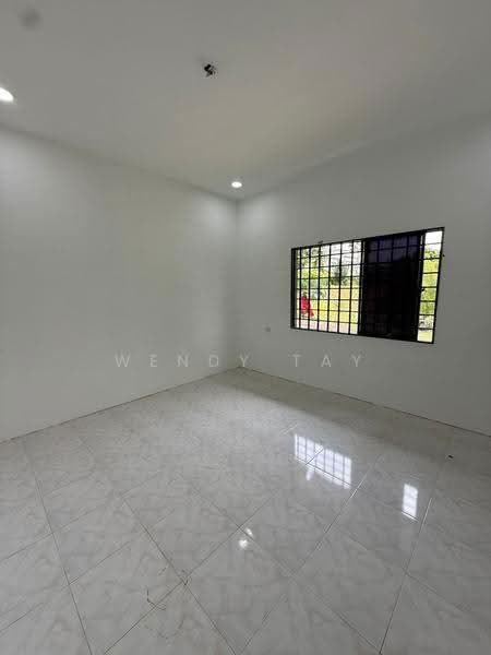 Rumah Teres untuk Dijual di Taman Kulai Besar (Kulai) - Wendy Tay - PropertyGuru.com.my