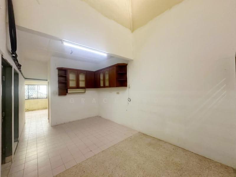Rumah Teres 1-Tingkat untuk Dijual di Permas Jaya (Johor Bahru) - Grace Lau - Kitchen - PropertyGuru.com.my