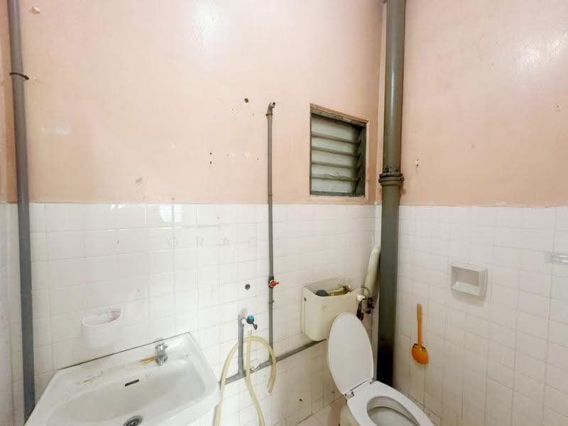 Rumah Teres 1-Tingkat untuk Dijual di Permas Jaya (Johor Bahru) - Grace Lau - Bathroom - PropertyGuru.com.my