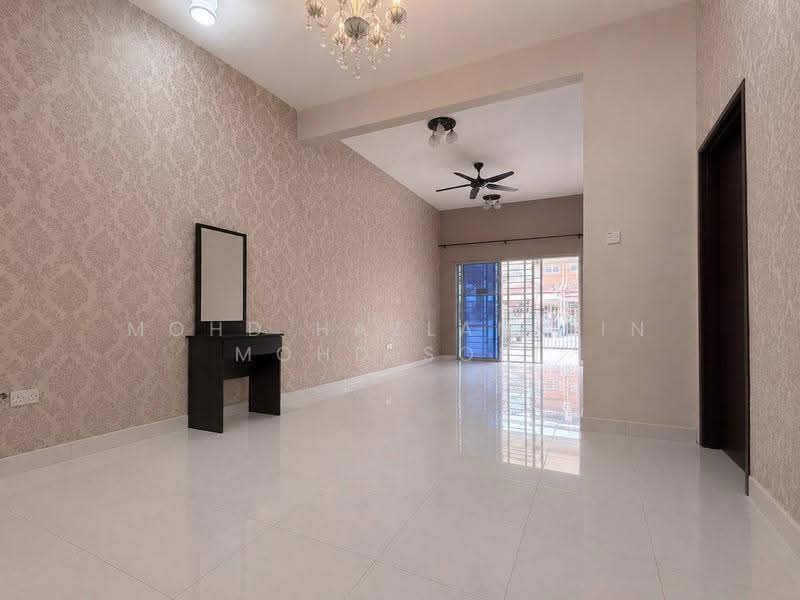 Townhouse for Sale in Sungai Buloh (Selangor) - Mohd Hazlan bin Mohd Sopi - PropertyGuru.com.my