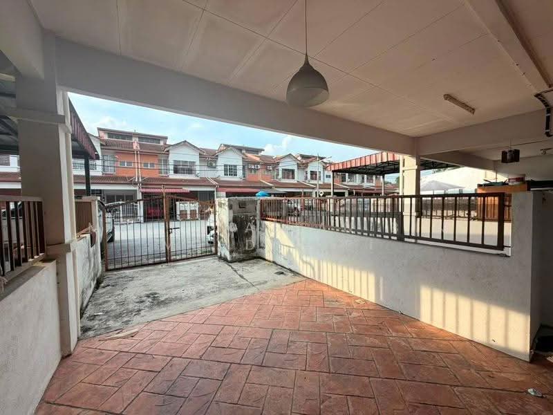 Townhouse for Sale in Sungai Buloh (Selangor) - Mohd Hazlan bin Mohd Sopi - PropertyGuru.com.my