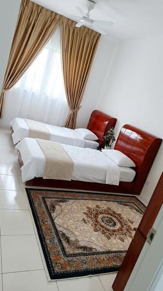 Kondominium untuk Disewa di Residensi Sateria - Shirley Chan - Bedroom - PropertyGuru.com.my