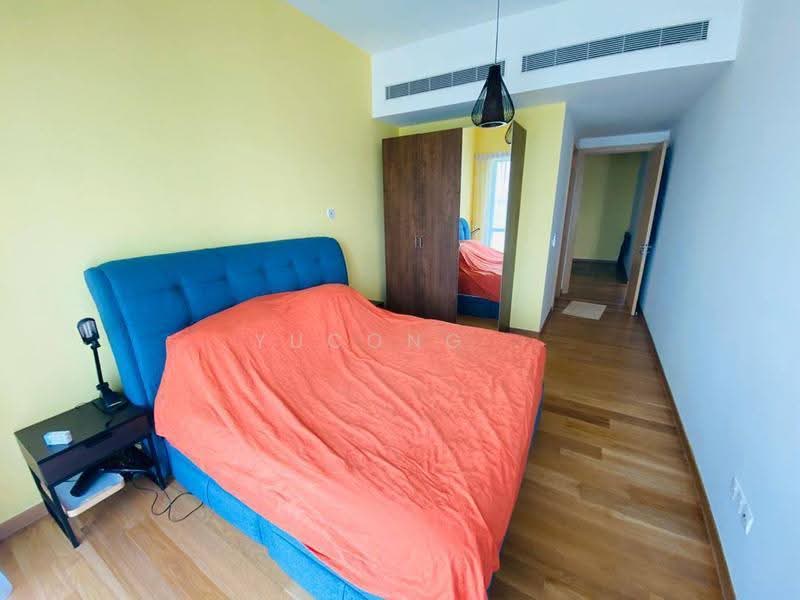 Kediaman Servis untuk Dijual di Southern Marina Residences - Yucong . - Bedroom - PropertyGuru.com.my