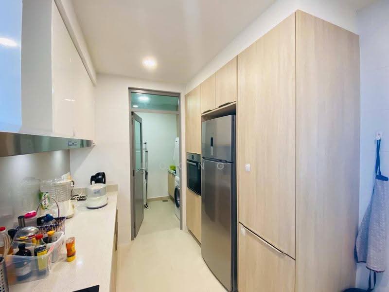 Kediaman Servis untuk Dijual di Southern Marina Residences - Yucong . - Kitchen - PropertyGuru.com.my