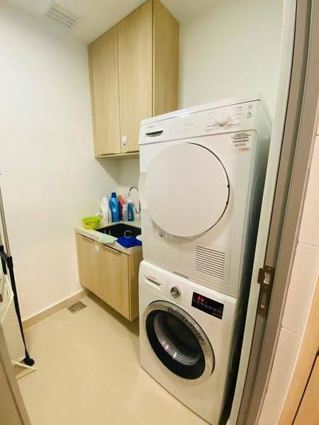 Kediaman Servis untuk Dijual di Southern Marina Residences - Yucong . - Interior - PropertyGuru.com.my