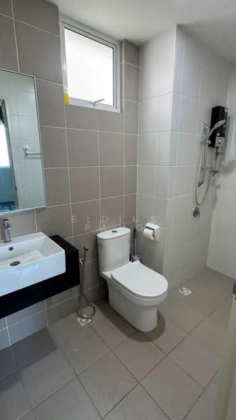 Kondominium untuk Disewa di Ideal Residency - Eldius Pang - Bathroom - PropertyGuru.com.my