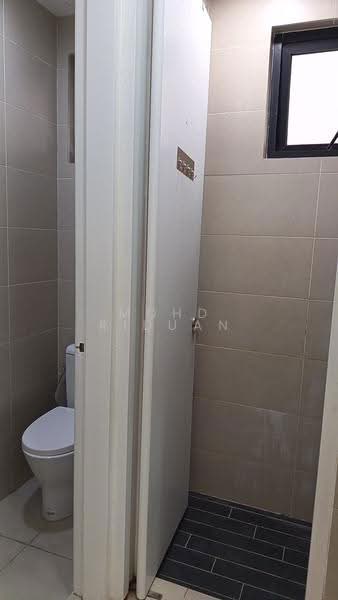 Service Residence for Sale at H2O Residences - Mohd Riduan - Bathroom - PropertyGuru.com.my