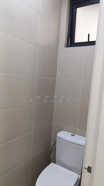 Service Residence for Sale at H2O Residences - Mohd Riduan - Bathroom - PropertyGuru.com.my