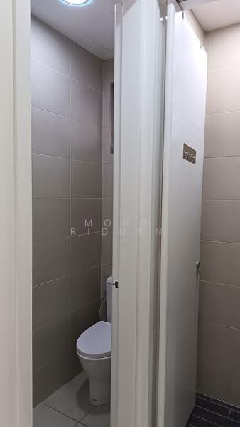 Service Residence for Sale at H2O Residences - Mohd Riduan - Bathroom - PropertyGuru.com.my