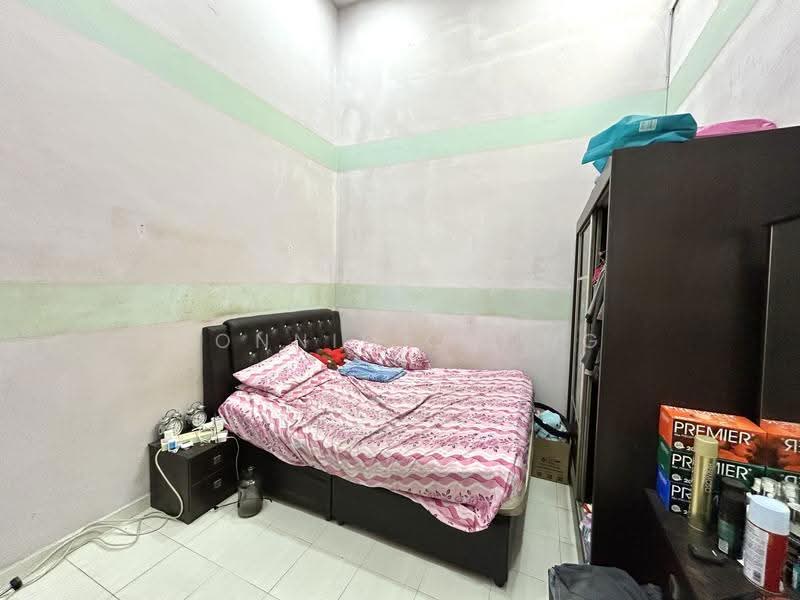 Rumah Teres 1-Tingkat untuk Dijual di Taman Bukit Galena (Seremban) - Connie Chong - Bedroom - PropertyGuru.com.my