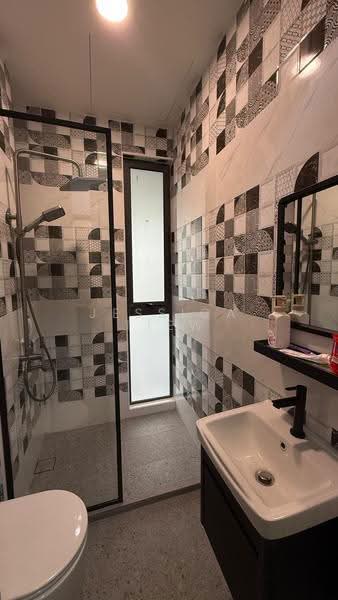 Rumah Teres untuk Disewa di Iskandar Puteri (Nusajaya) (Johor) - Jessica Tiew - Bathroom - PropertyGuru.com.my