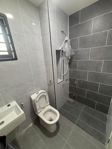 2-storey Terraced House for Rent in Bandar Uda Utama (Johor Bahru) - Jack Chai - Bathroom - PropertyGuru.com.my
