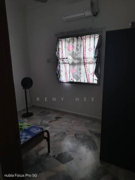 Rumah Teres 1-Tingkat untuk Dijual di Skudai (Johor) - Reny Hee - Bedroom - PropertyGuru.com.my