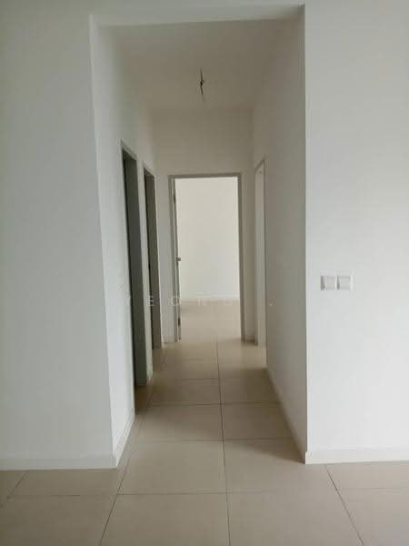 Kediaman Servis untuk Dijual di Casa Embun - Yeong . - Corridor - PropertyGuru.com.my