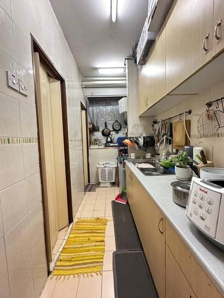 Pangsapuri untuk Dijual di Pangsapuri Berembang Indah - Norafian SMH - Kitchen - PropertyGuru.com.my