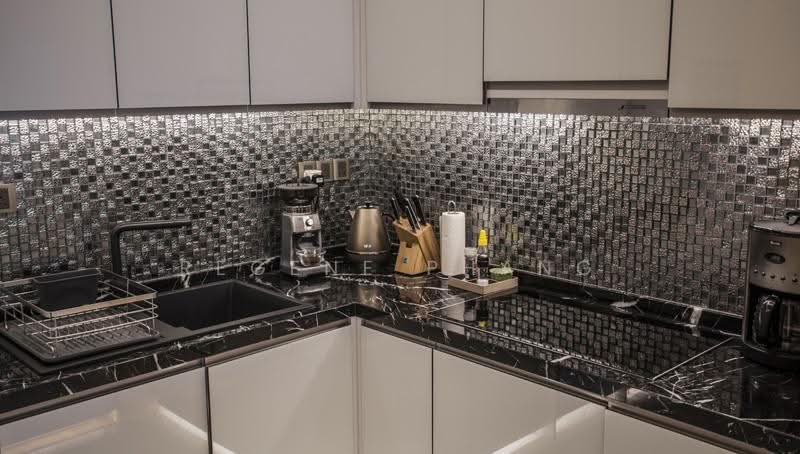 Kediaman Servis untuk Dijual di Vipod Residence - Regene Phang - Kitchen - PropertyGuru.com.my