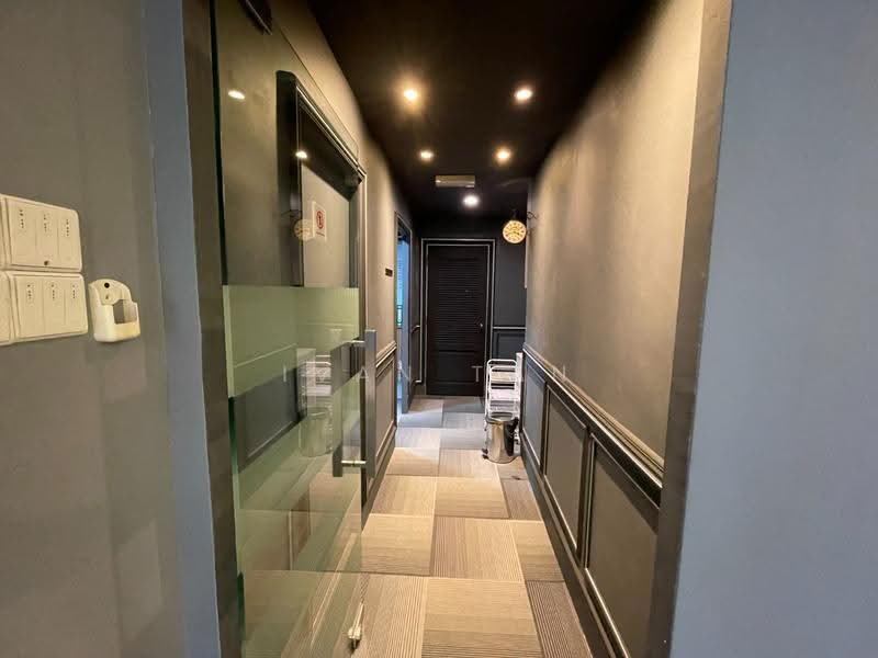 Pejabat untuk Disewa di Sri Hartamas (Kuala Lumpur) - Ivan Tan - Corridor - PropertyGuru.com.my