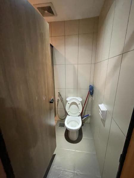 Pejabat untuk Disewa di Sri Hartamas (Kuala Lumpur) - Ivan Tan - Bathroom - PropertyGuru.com.my