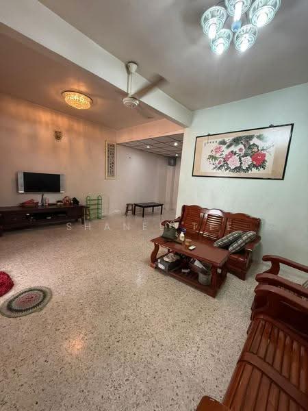 2-storey Terraced House for Sale in Taman Kluang Barat (Kluang) - Shanel Tee - Living Room - PropertyGuru.com.my
