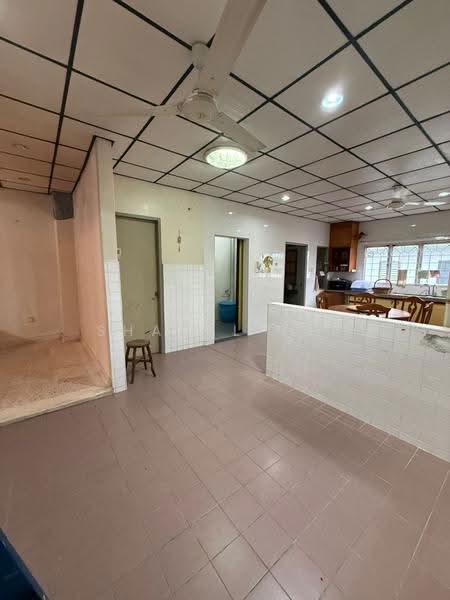 2-storey Terraced House for Sale in Taman Kluang Barat (Kluang) - Shanel Tee - Interior - PropertyGuru.com.my