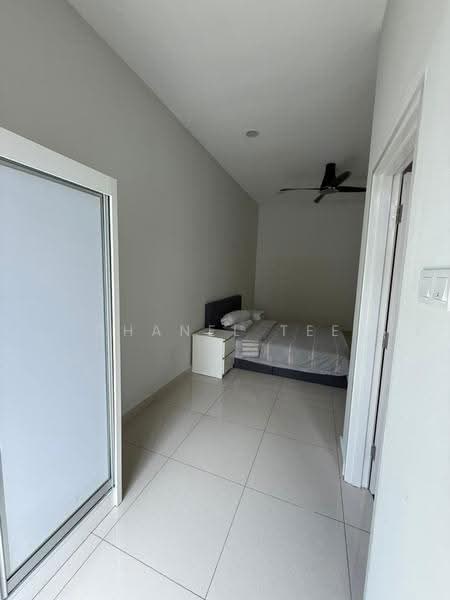 2-storey Terraced House for Rent in Taman Tasik Indah (Kluang) - Shanel Tee - Bedroom - PropertyGuru.com.my