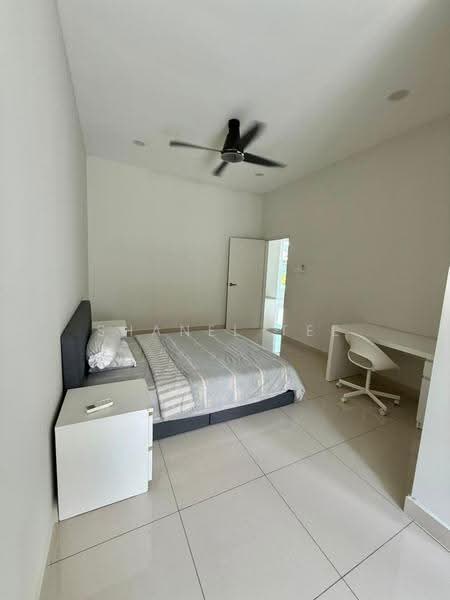 2-storey Terraced House for Rent in Taman Tasik Indah (Kluang) - Shanel Tee - Bedroom - PropertyGuru.com.my