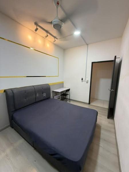 Condominium for Rent at The Holmes 2 - Iris Lee - Bedroom - PropertyGuru.com.my
