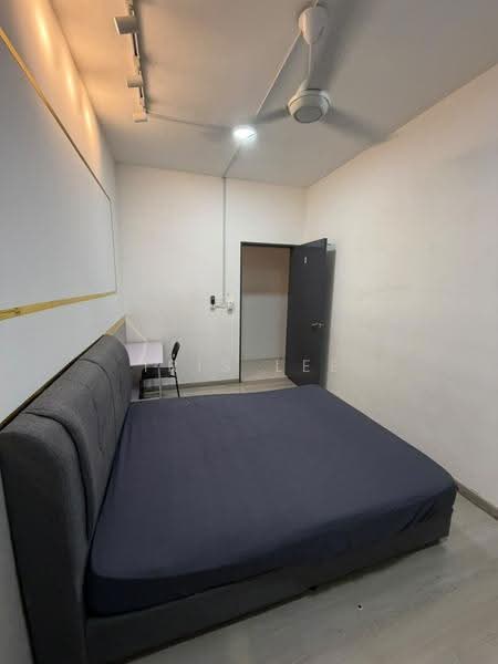 Condominium for Rent at The Holmes 2 - Iris Lee - Bedroom - PropertyGuru.com.my