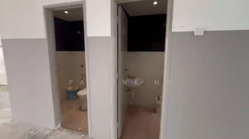 Kedai untuk Disewa di Austin Perdana (Johor Bahru) - Pauline Ng - Bathroom - PropertyGuru.com.my
