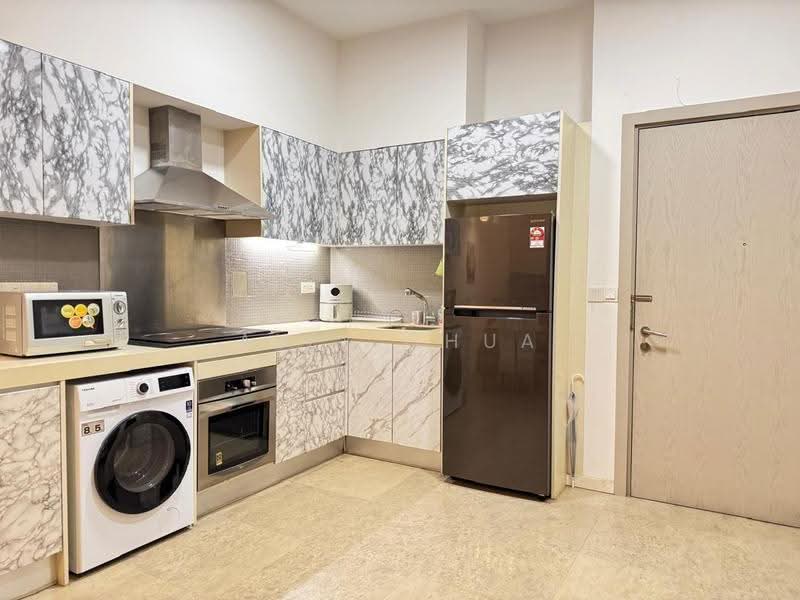 Service Residence for Sale at Bintang Fairlane Residences - Ally Chua - Kitchen - PropertyGuru.com.my