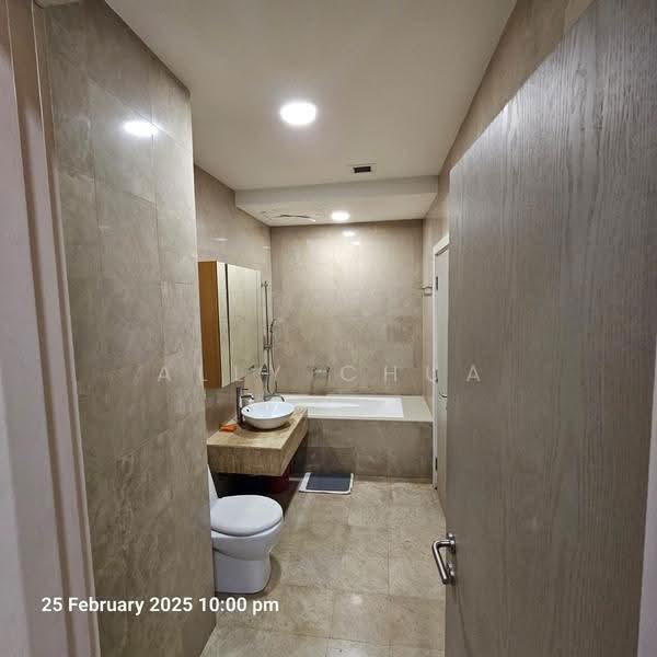 Service Residence for Sale at Bintang Fairlane Residences - Ally Chua - Bathroom - PropertyGuru.com.my