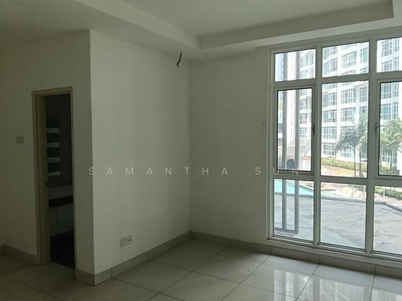 Pangsapuri untuk Dijual di Central Residence @ Sungai Besi - Samantha Sun - Living Room - PropertyGuru.com.my