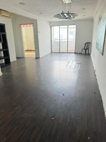Kondominium untuk Dijual di Amadesa Resort Condominium - SL Yap - Living Room - PropertyGuru.com.my