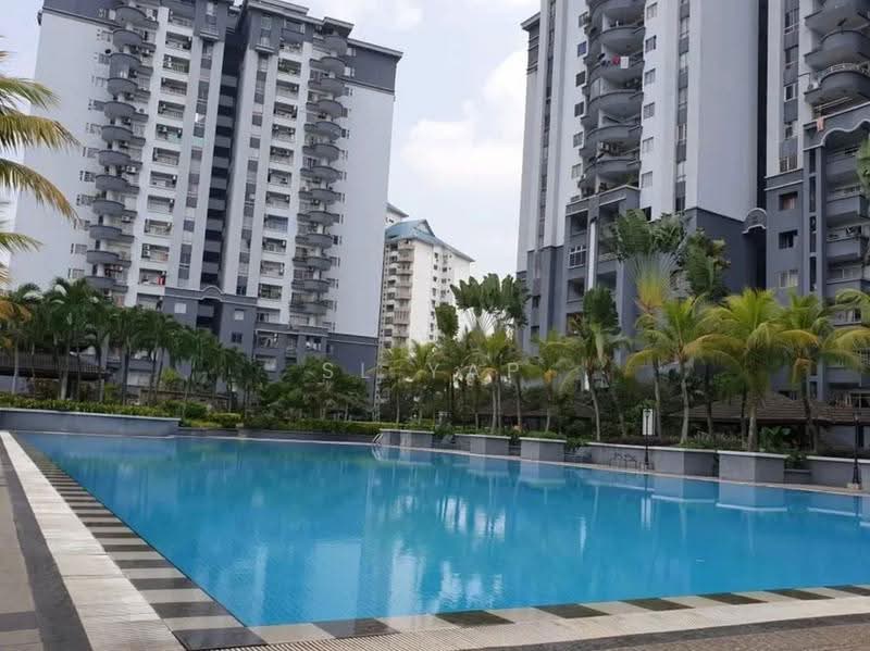 Kondominium untuk Dijual di Amadesa Resort Condominium - SL Yap - Exterior - PropertyGuru.com.my