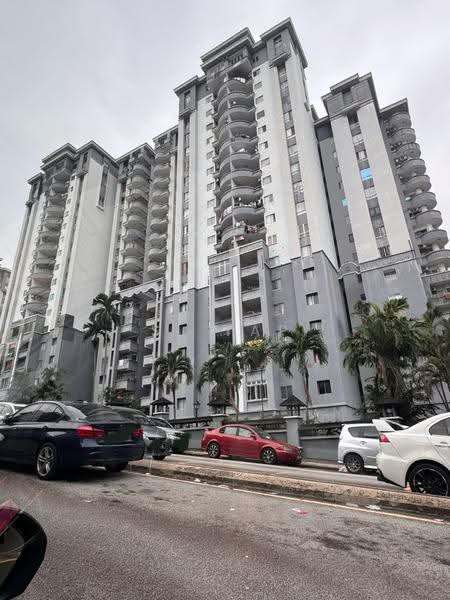 Kondominium untuk Dijual di Amadesa Resort Condominium - SL Yap - Exterior - PropertyGuru.com.my