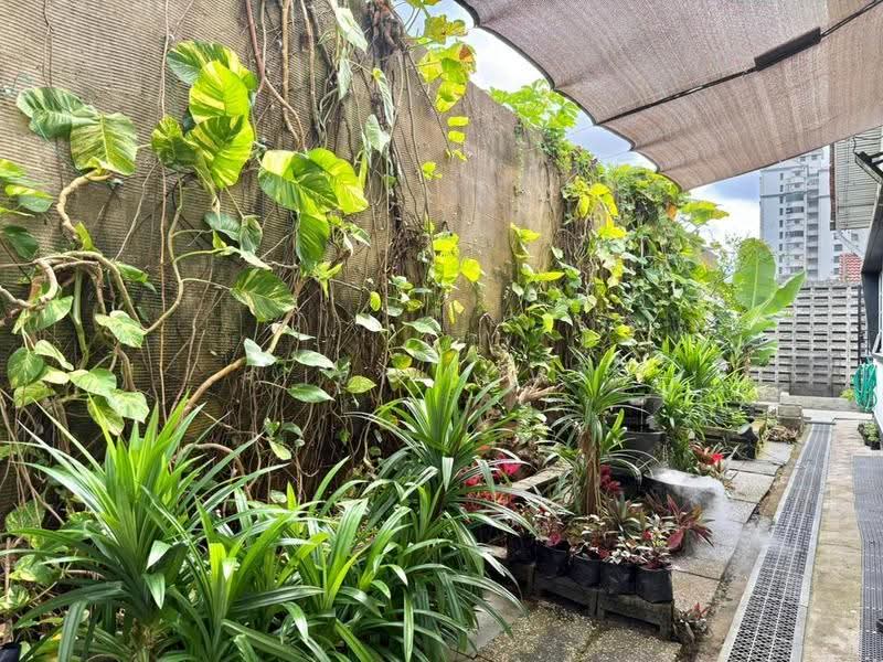 Bungalow House for Sale in Johor Bahru (Johor) - Ivy Low - Garden - PropertyGuru.com.my