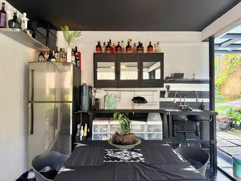 Bungalow House for Sale in Johor Bahru (Johor) - Ivy Low - Kitchen - PropertyGuru.com.my