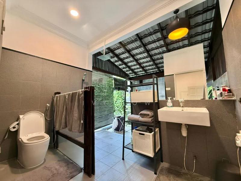 Bungalow House for Sale in Johor Bahru (Johor) - Ivy Low - Bathroom - PropertyGuru.com.my