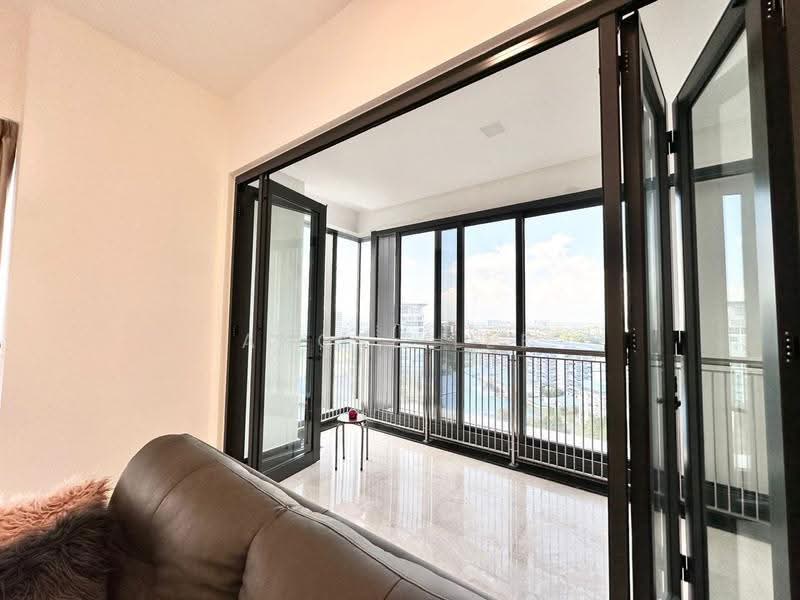 Kediaman Servis untuk Dijual di The Astaka @ 1 Bukit Senyum - Angel Lee - Balcony - PropertyGuru.com.my