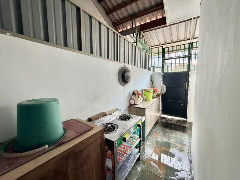 Rumah Teres 1-Tingkat untuk Dijual di Taman Puteri Wangsa (Ulu Tiram) - Arif MS - Kitchen - PropertyGuru.com.my