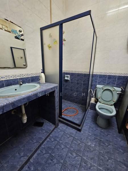 Rumah Teres 1.5-Tingkat untuk Dijual di Taman Suntex (Cheras) - Connie Choo - Bathroom - PropertyGuru.com.my