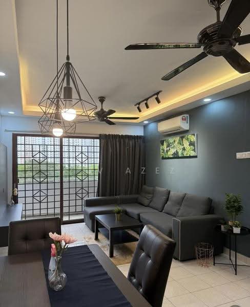Condominium for Rent at Palm Spring @ Damansara - Zev Azez - Living Room - PropertyGuru.com.my
