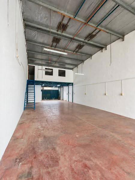 Kilang Teres untuk Disewa di Kawasan Perindustrian Mount Austin (Tebrau) - VK Hng - PropertyGuru.com.my