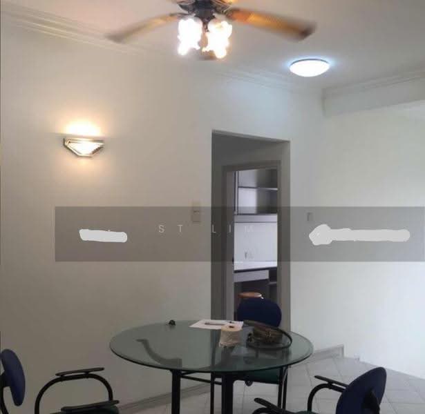 Kondominium untuk Disewa di Sri York Condominium - ST Lim - Dining Room - PropertyGuru.com.my
