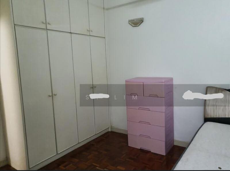 Kondominium untuk Disewa di Sri York Condominium - ST Lim - Bedroom - PropertyGuru.com.my