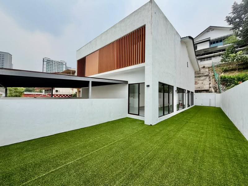 Rumah Berkembar untuk Dijual di Taman United (Jalan Klang Lama (Old Klang Road)) - Brader Ray - Exterior - PropertyGuru.com.my