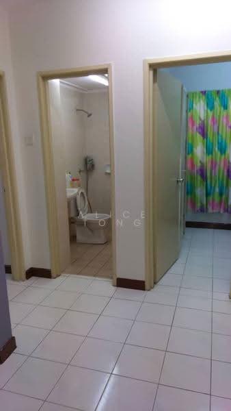 Kondominium untuk Dijual di D'aman Crimson - Alice Tong - Bathroom - PropertyGuru.com.my