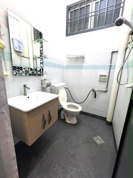 1-storey Terraced House for Sale in Taman Nusa Bestari 2 (Iskandar Puteri (Nusajaya)) - Jessica Tiew - Bathroom - PropertyGuru.com.my