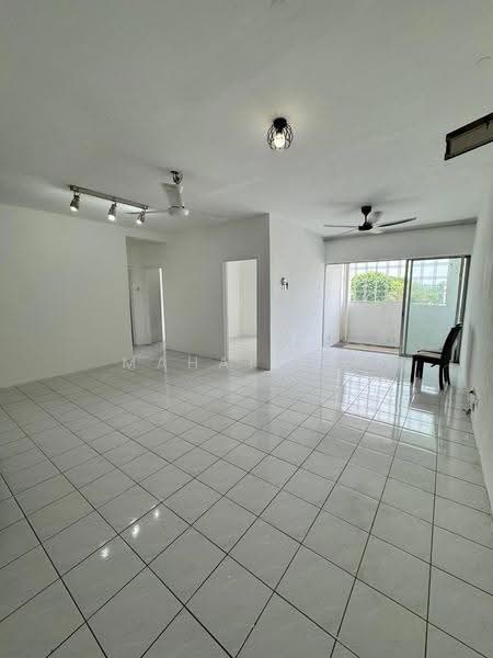 Flat for Sale at Taman Kajang Utama - Mahafiz . - Living Room - PropertyGuru.com.my